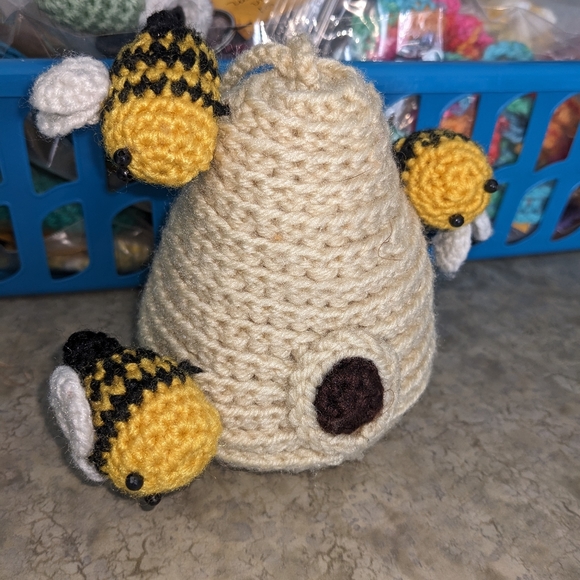 Crochet Honey Bee Hive Plush OOAK Handmade HANDCRAFTED - Picture 7 of 11